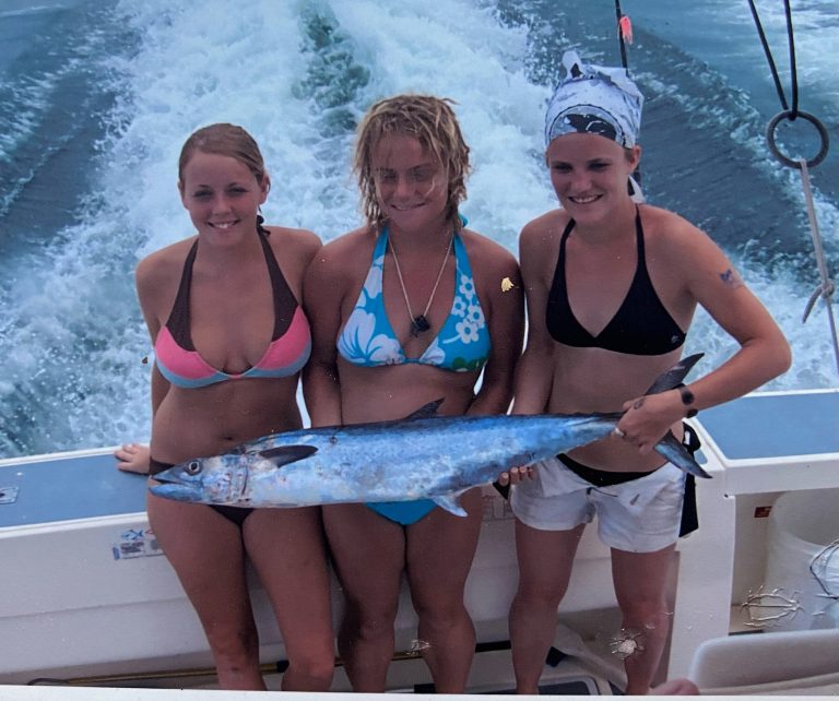 Offshore fishing with friends